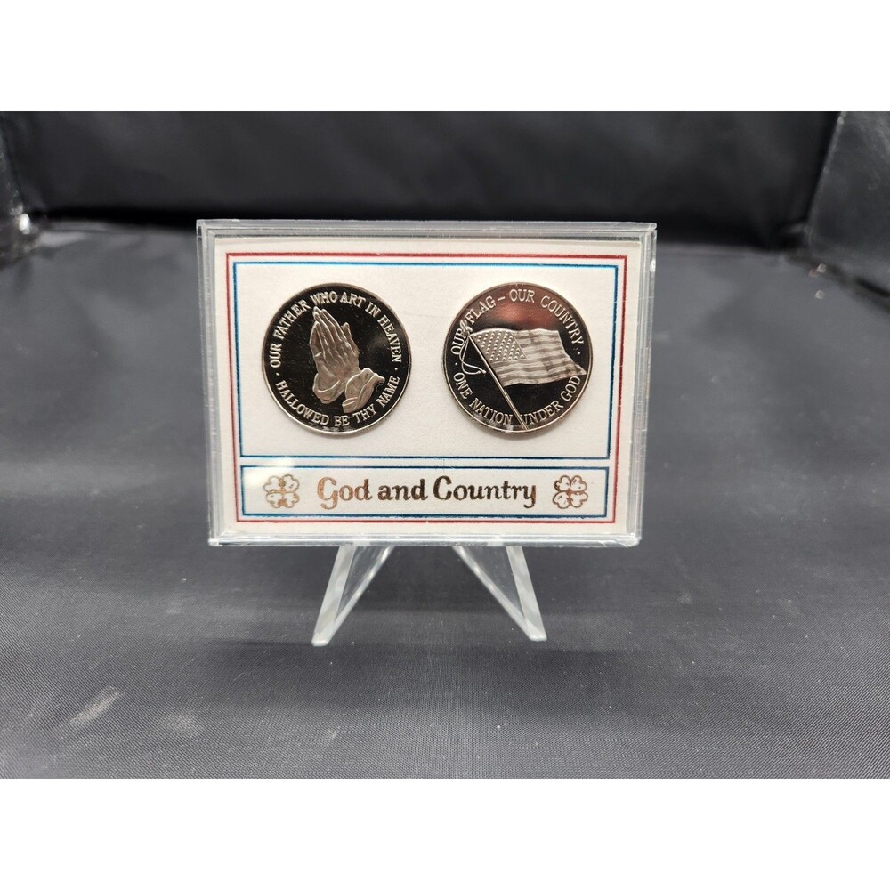Vintage Franklin Mint God & Country 2‑Medal Set (1968–1972) – Original Holder